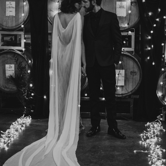 NWT Soft English Net Wedding Veil Cape White Ivory - Picture 4 of 7